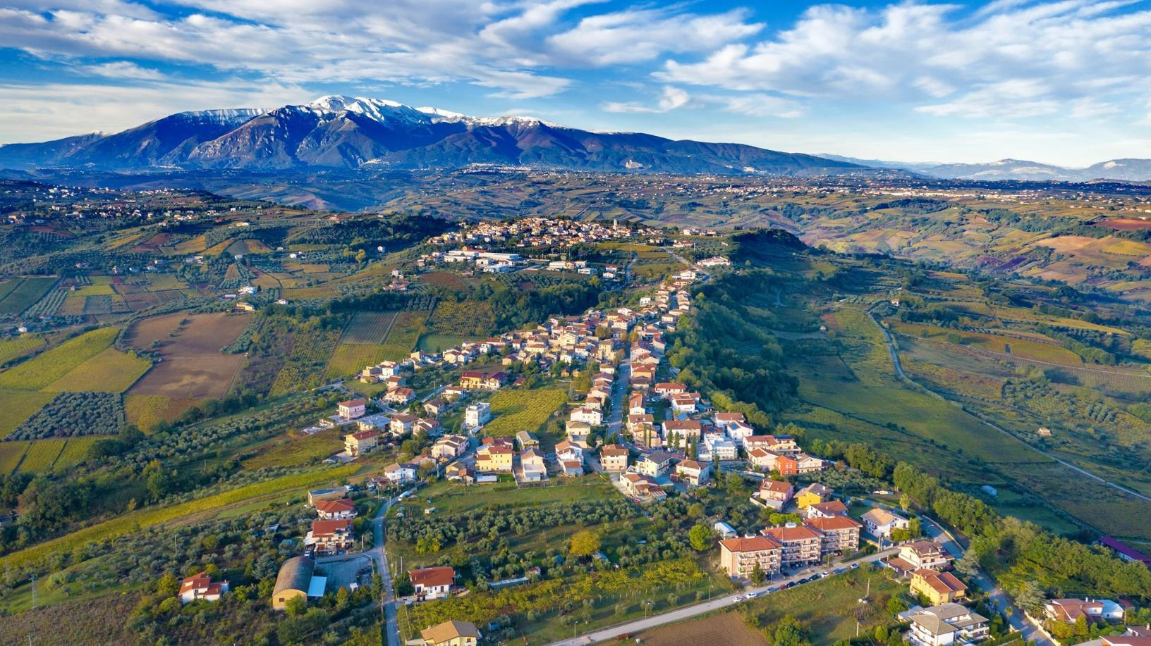 Folk music concert in Frisa, province of Chieti